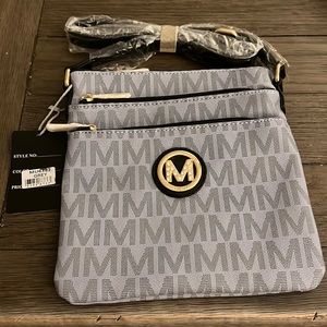 Milan purse